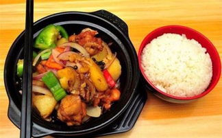 杨铭宇黄焖鸡，从辉煌到衰退的转折点
