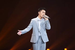 教导主任的舞台魅力，李羲承进行曲的精彩表演