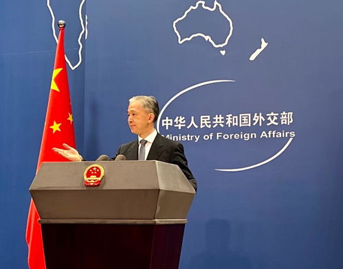 胡锡进，全世界不可能向美国跪下